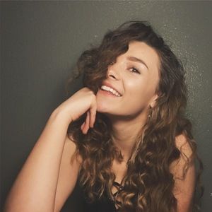 Meet your Posher, Serena